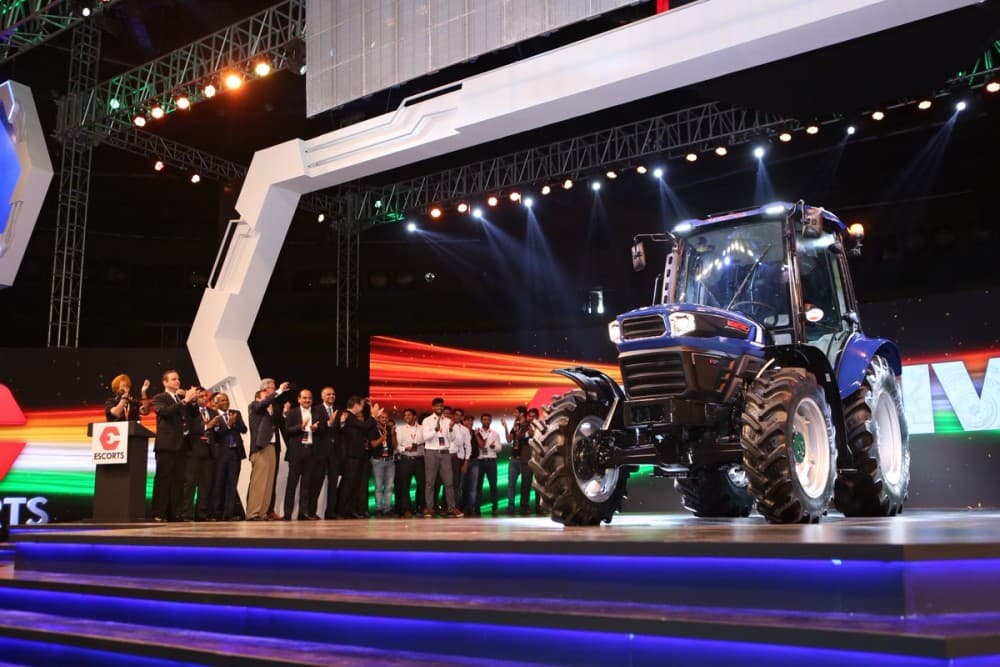 Escorts ला सकता है कल इंडिया का पहला हाइब्रिड कॉन्सेप्ट ट्रैक्टर, Esclusive 2019 में! Escorts ला सकता है कल इंडिया का पहला हाइब्रिड कॉन्सेप्ट ट्रैक्टर, Esclusive 2019 में! image