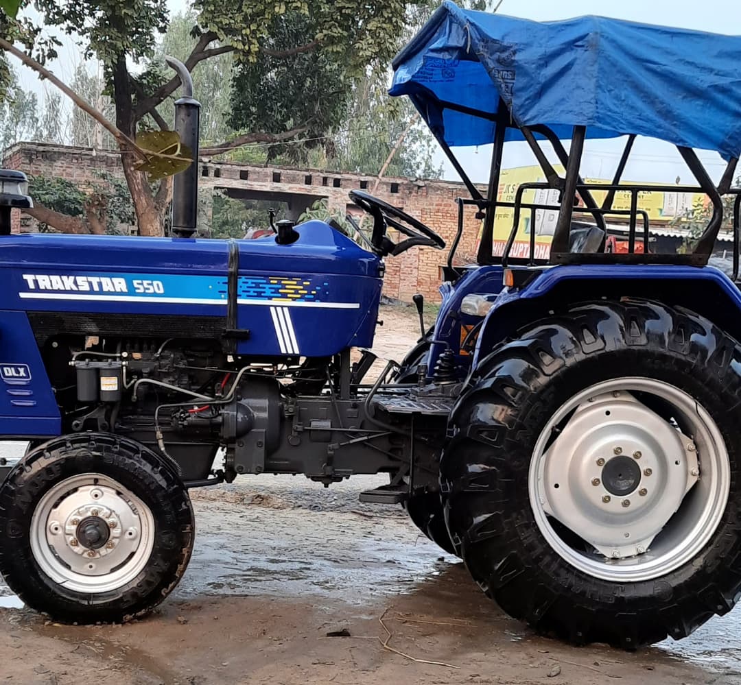 Trakstar 550 (2) Trakstar 550 (2)